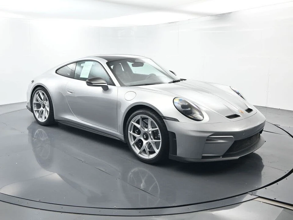 2026 Porsche 992 GT3 - Image 17 of 31