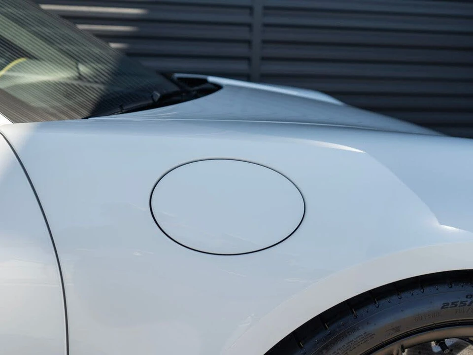 2026 Porsche 992 GT3 - Image 16 of 31