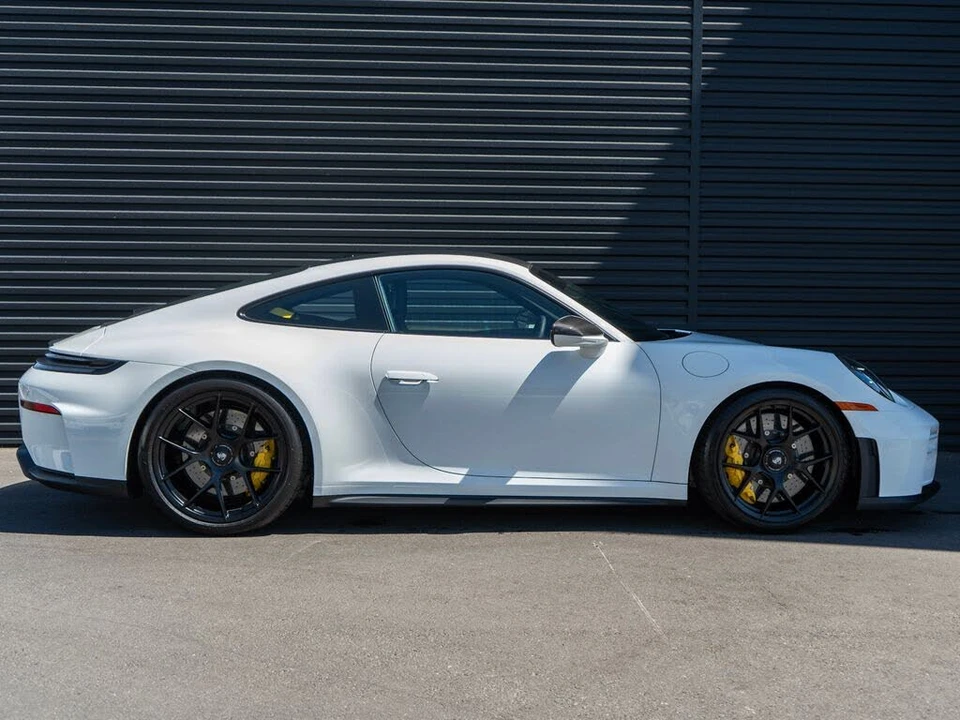 2026 Porsche 992 GT3 - Image 8 of 31