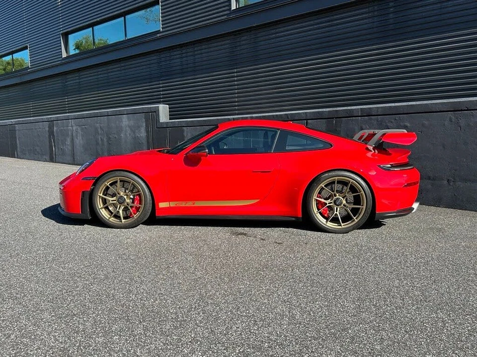 2026 Porsche 992 GT3 - Image 7 of 31
