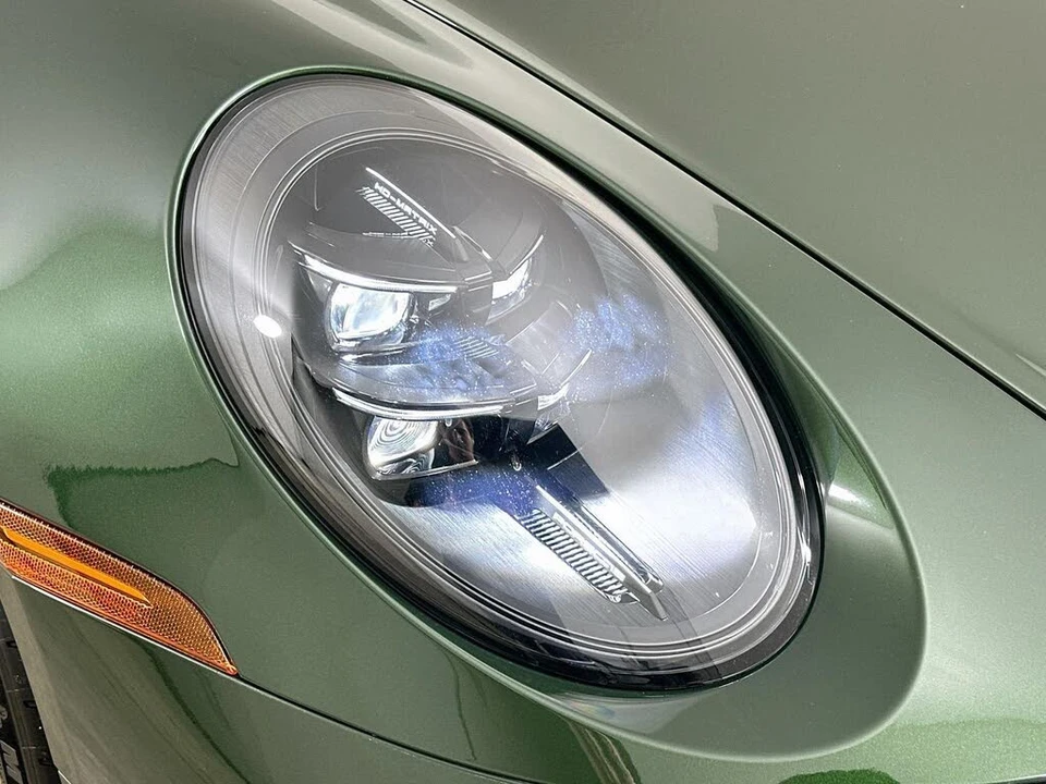 2026 Porsche 992 GT3 - Image 9 of 31