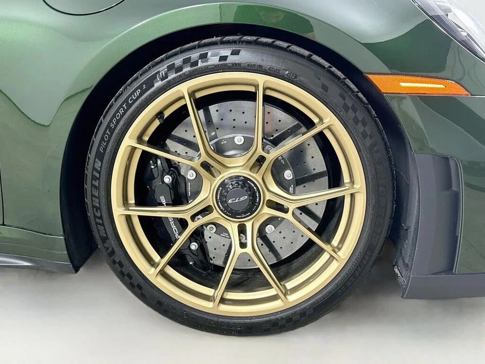 2026 Porsche 992 GT3 - Image 10 of 31