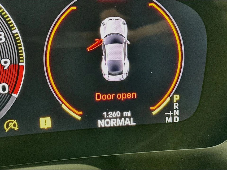 2026 Porsche 992 GT3 - Image 21 of 31