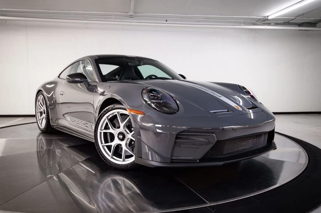 2026 Porsche 992 GT3 - Image 9 of 29