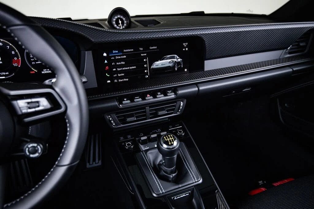 2026 Porsche 992 GT3 - Image 19 of 29