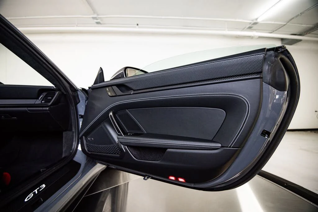2026 Porsche 992 GT3 - Image 27 of 29