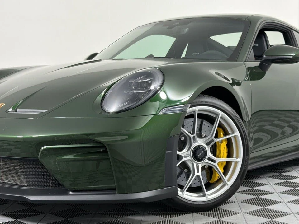 2026 Porsche 992 GT3 - Image 24 of 27