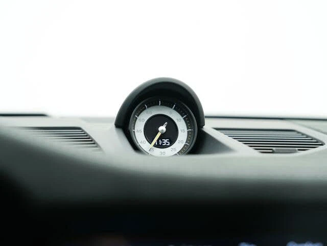 2026 Porsche 992 GT3 - Image 19 of 31