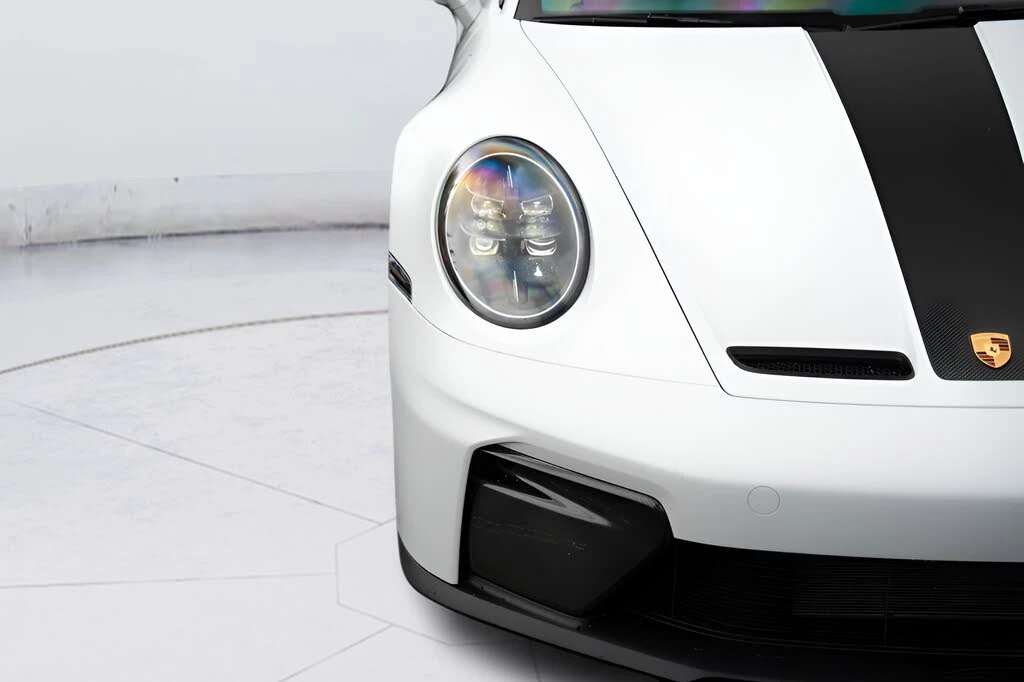 2026 Porsche 992 GT3 - Image 6 of 31