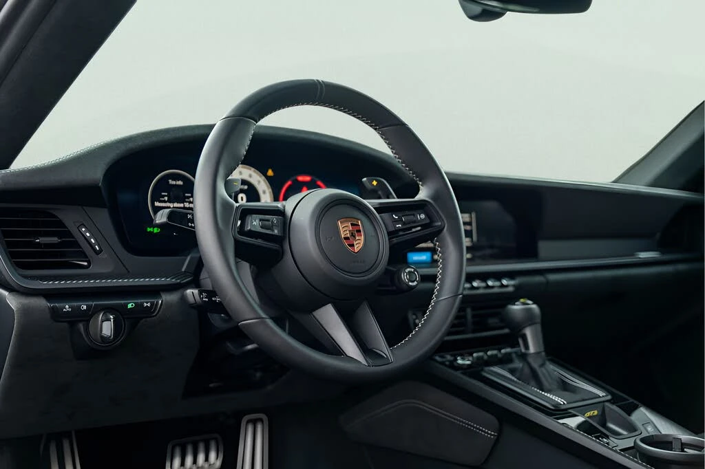 2026 Porsche 992 GT3 - Image 27 of 31