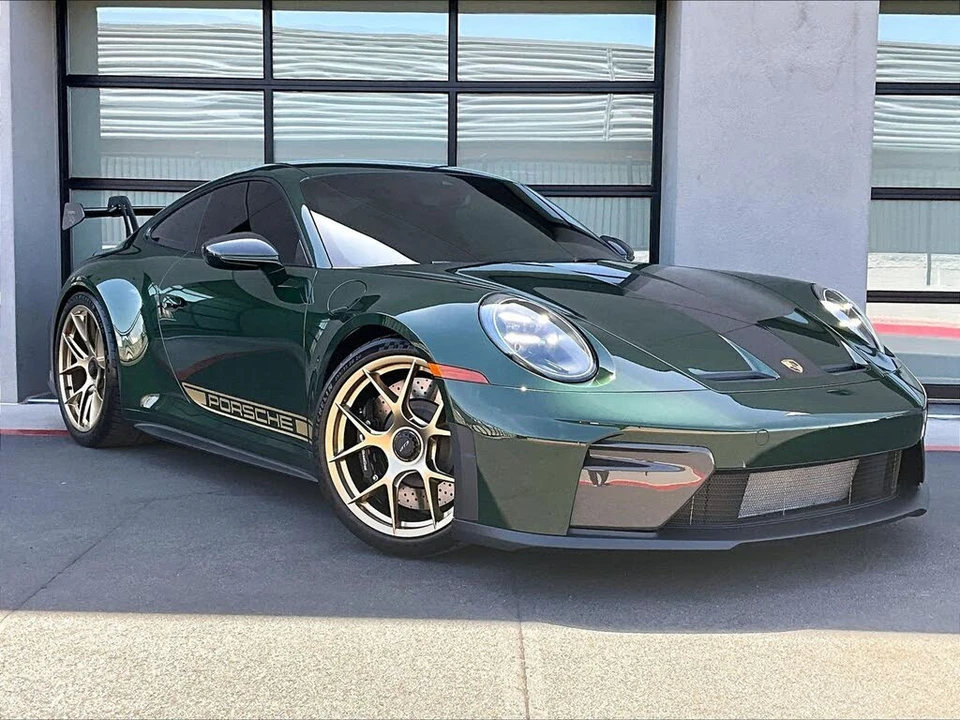 2026 Porsche 992 GT3 - Image 9 of 26
