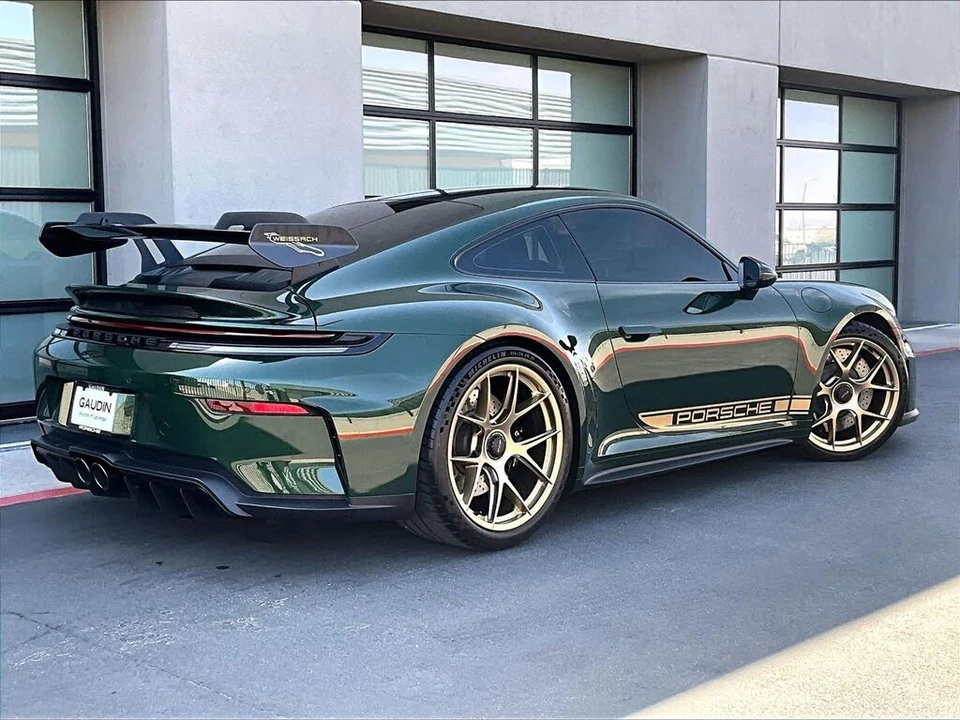 2026 Porsche 992 GT3 - Image 7 of 26
