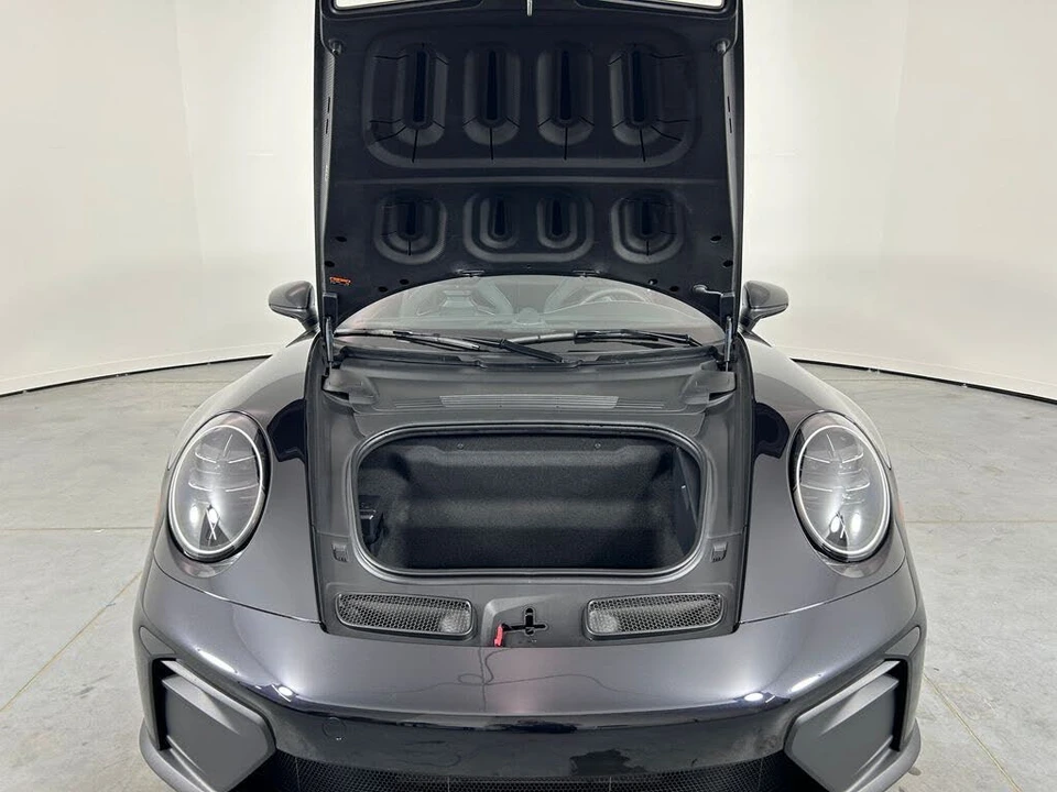 2026 Porsche 992 GT3 - Image 29 of 31