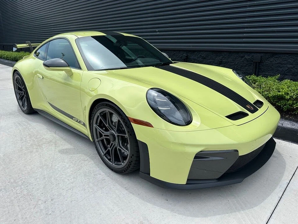 2026 Porsche 992 GT3 - Image 12 of 31