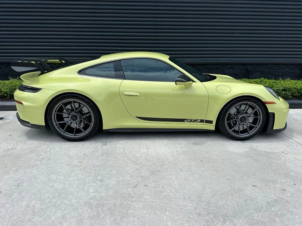 2026 Porsche 992 GT3 - Image 11 of 31