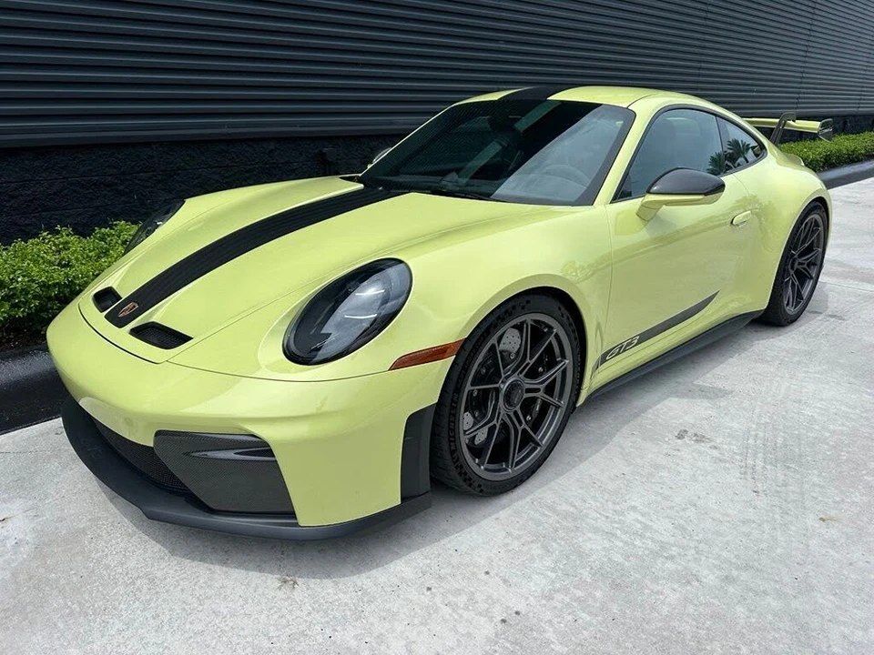 2026 Porsche 992 GT3 - Image 7 of 31