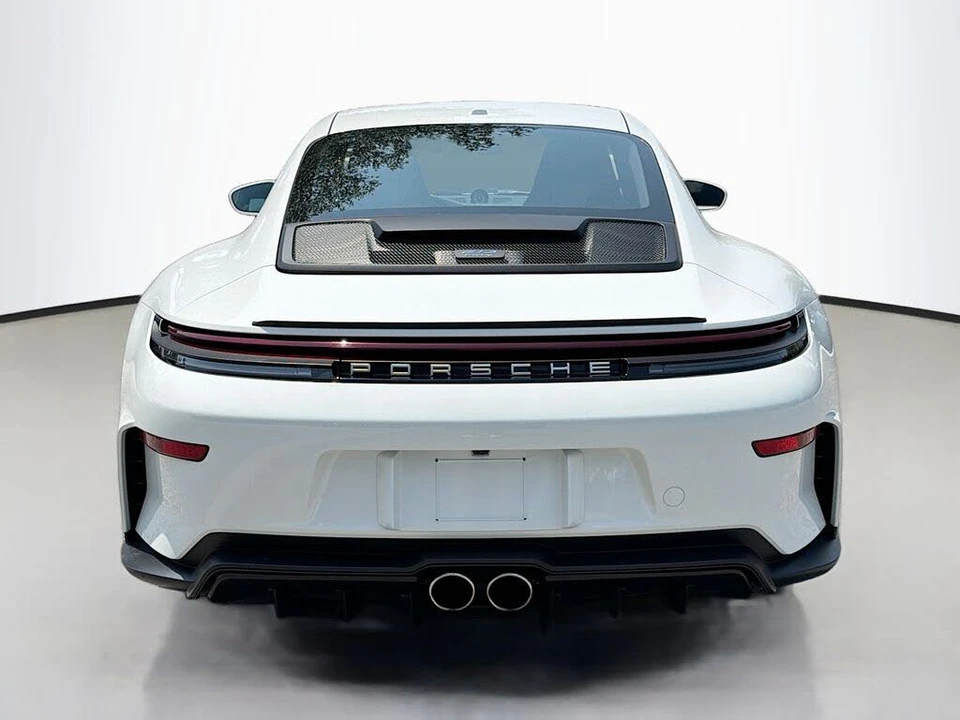 2026 Porsche 992 GT3 - Image 10 of 31