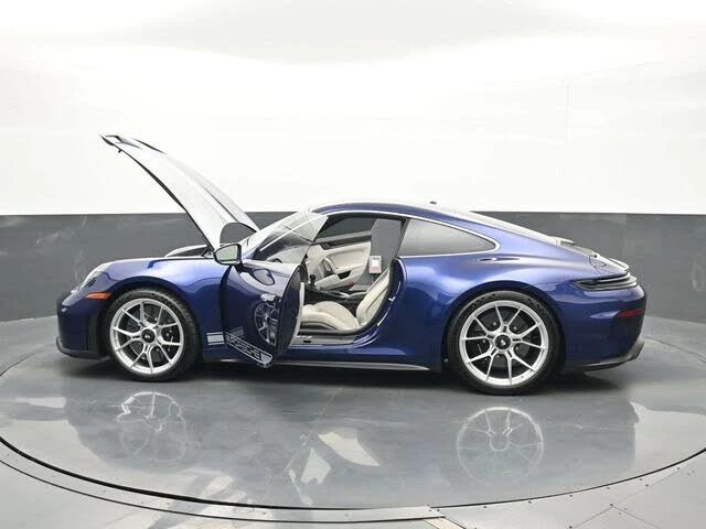 2026 Porsche 992 GT3 - Image 26 of 30