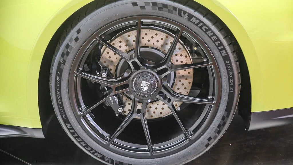 2026 Porsche 992 GT3 - Image 12 of 28