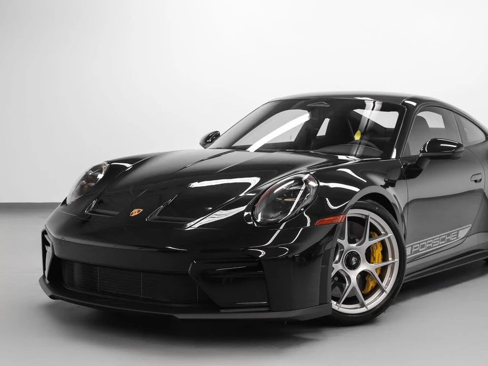 2026 Porsche 992 GT3 - Image 7 of 31