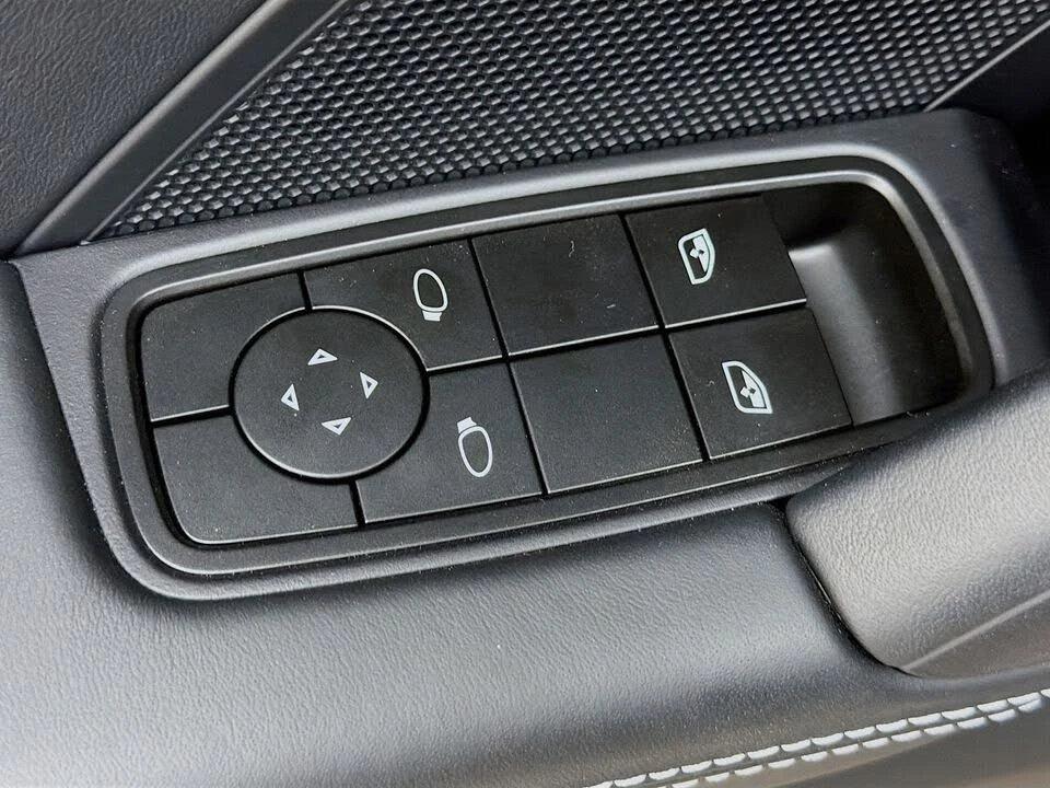 2026 Porsche 992 GT3 - Image 19 of 31