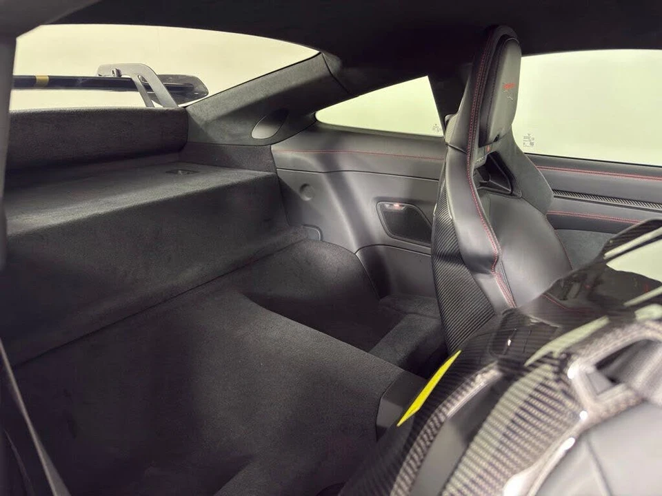 2026 Porsche 992 GT3 - Image 17 of 27