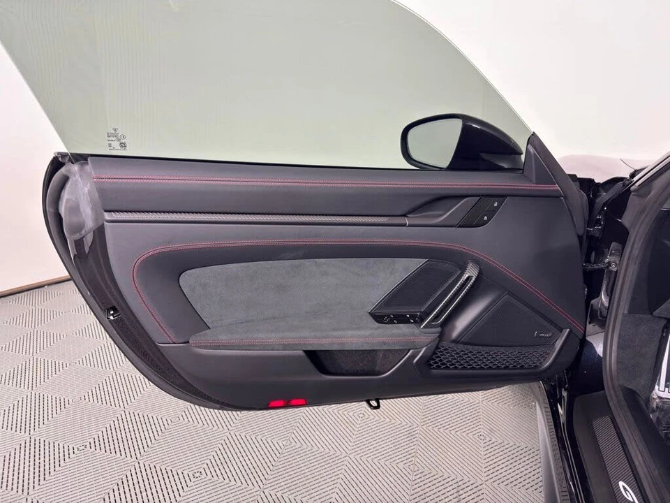 2026 Porsche 992 GT3 - Image 19 of 27