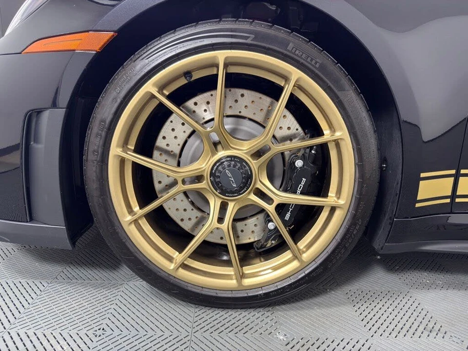 2026 Porsche 992 GT3 - Image 11 of 27