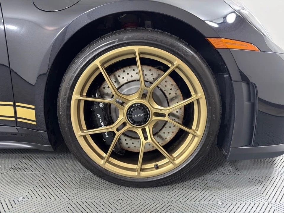2026 Porsche 992 GT3 - Image 14 of 27