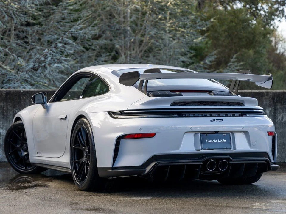 2026 Porsche 992 GT3 - Image 3 of 31