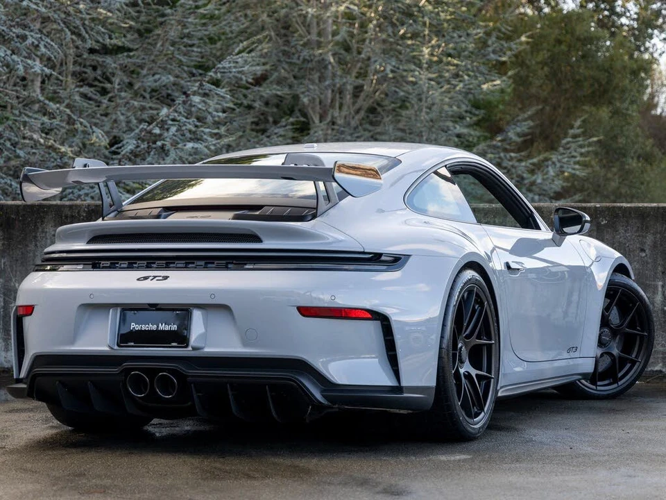 2026 Porsche 992 GT3 - Image 11 of 31