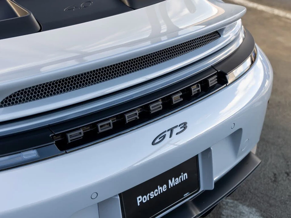 2026 Porsche 992 GT3 - Image 24 of 31