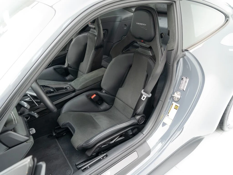 2026 Porsche 992 GT3 - Image 5 of 31