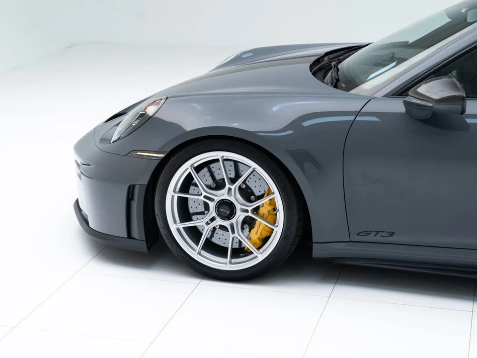 2026 Porsche 992 GT3 - Image 11 of 31