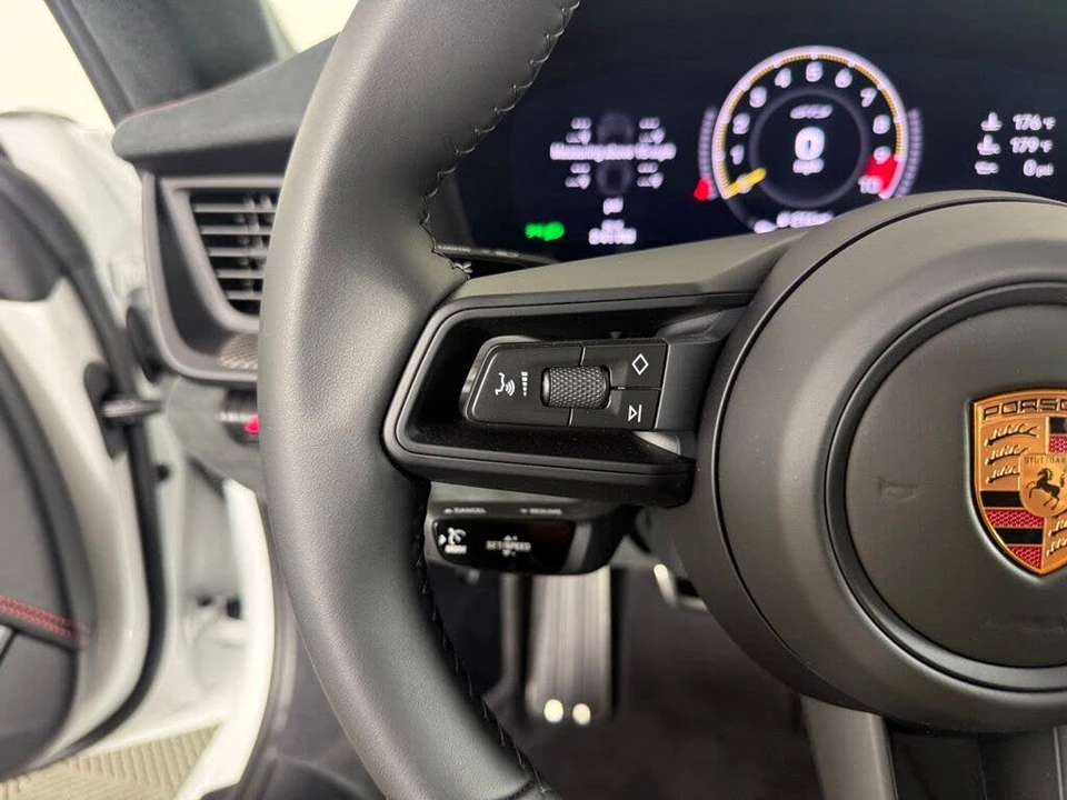 2026 Porsche 992 GT3 - Image 26 of 27