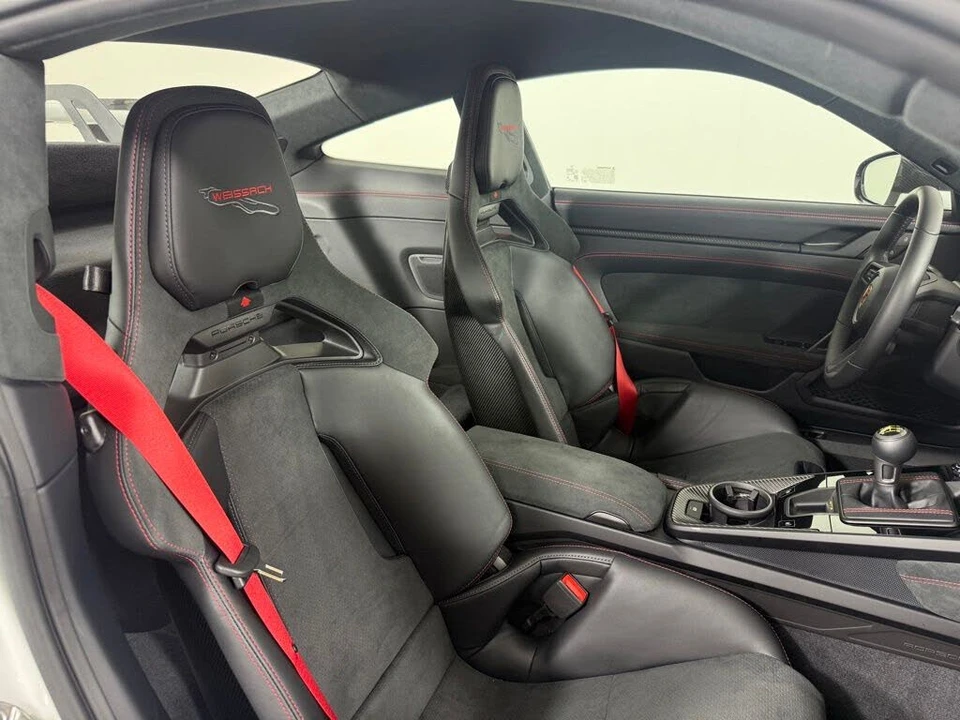 2026 Porsche 992 GT3 - Image 16 of 27