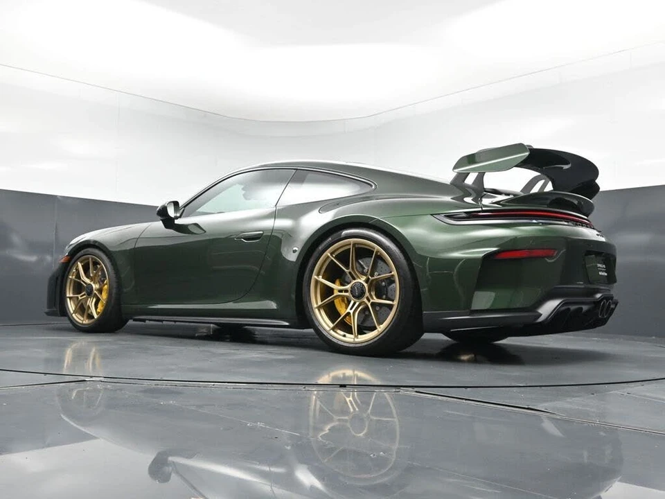 2026 Porsche 992 GT3 - Image 24 of 31