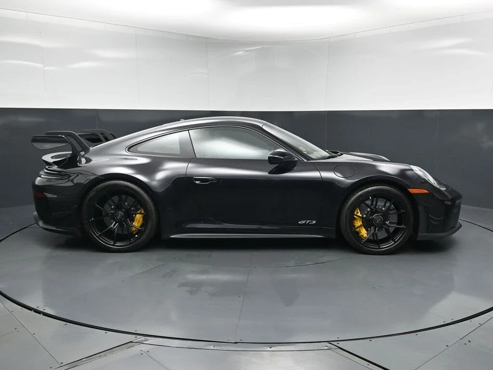 2026 Porsche 992 GT3 - Image 14 of 31