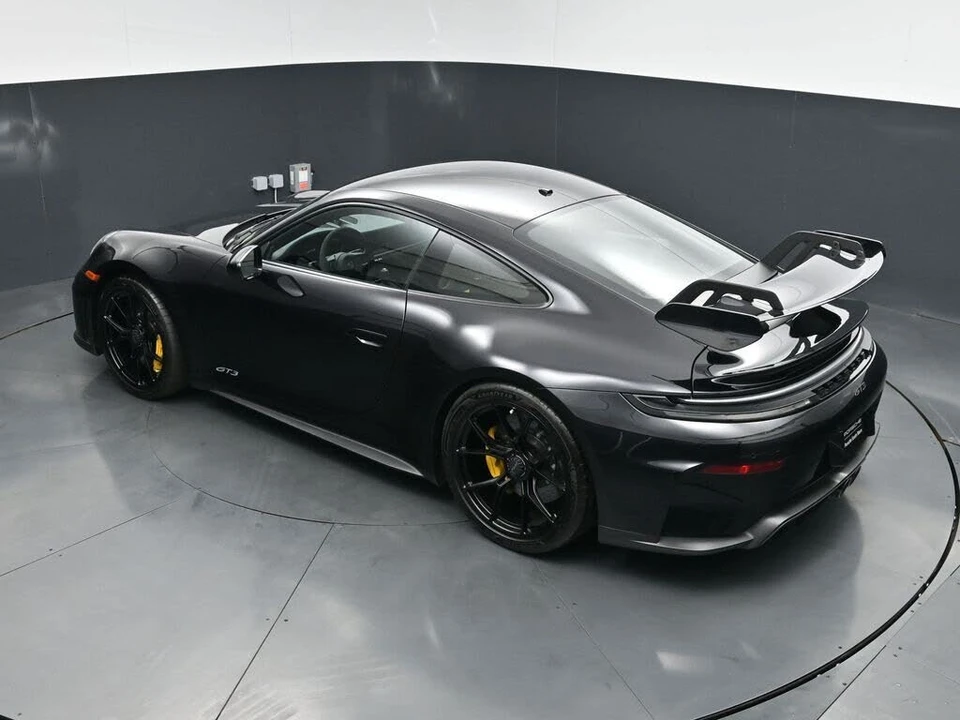 2026 Porsche 992 GT3 - Image 19 of 31