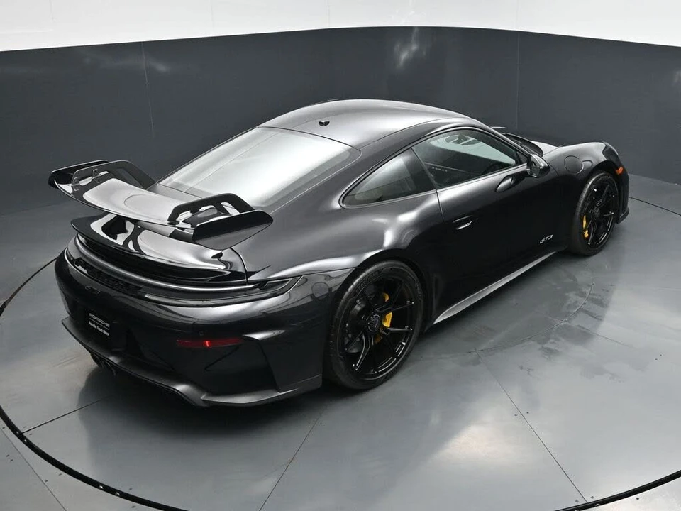 2026 Porsche 992 GT3 - Image 21 of 31