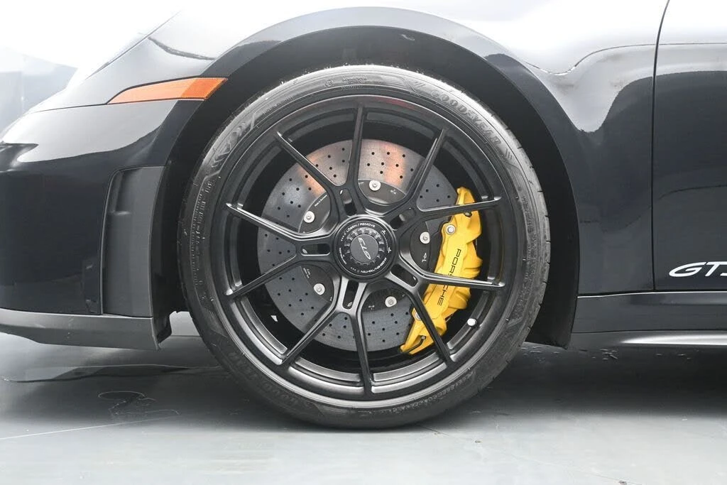 2026 Porsche 992 GT3 - Image 6 of 31
