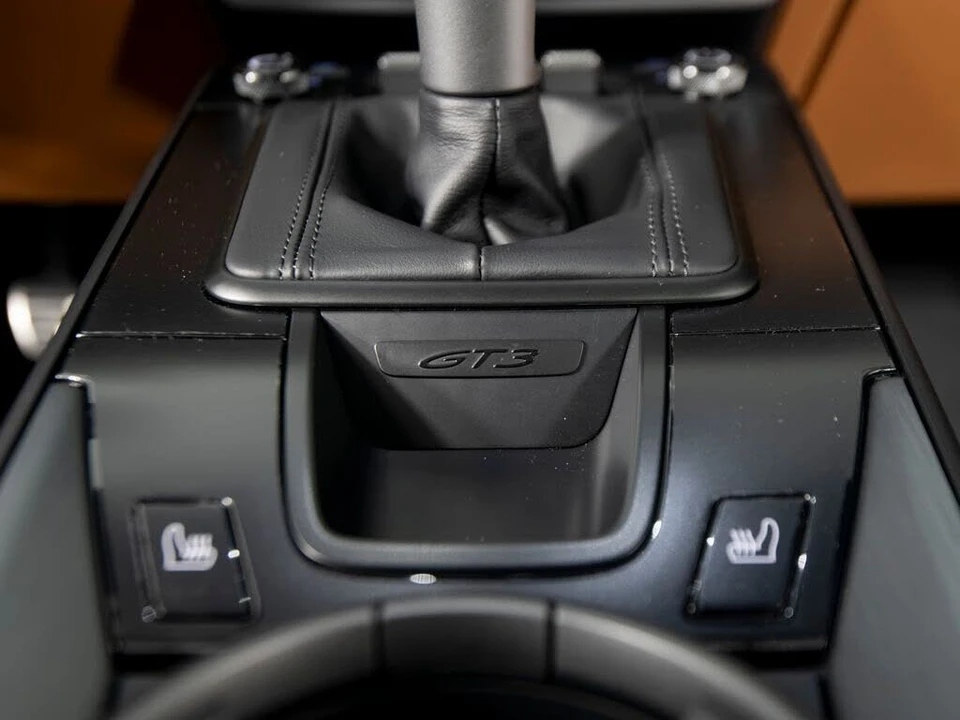 2026 Porsche 992 GT3 - Image 29 of 31