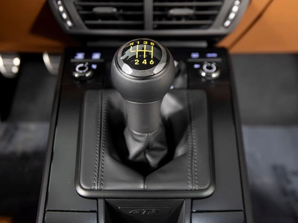 2026 Porsche 992 GT3 - Image 28 of 31