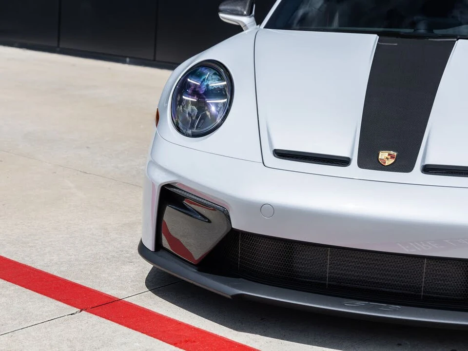 2026 Porsche 992 GT3 - Image 29 of 31