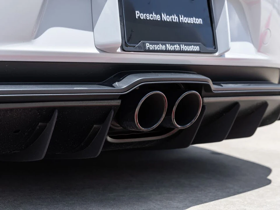 2026 Porsche 992 GT3 - Image 17 of 31