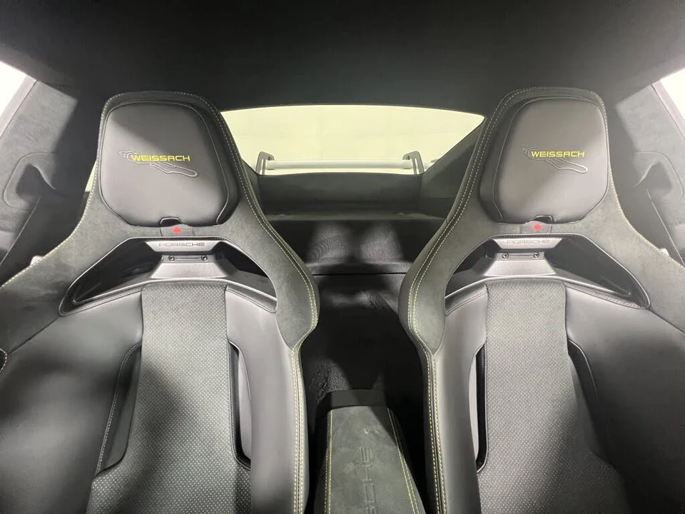 2026 Porsche 992 GT3 - Image 16 of 24