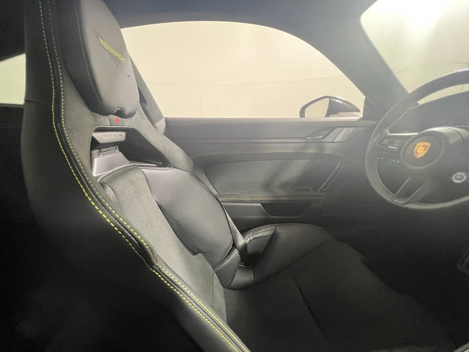 2026 Porsche 992 GT3 - Image 17 of 24