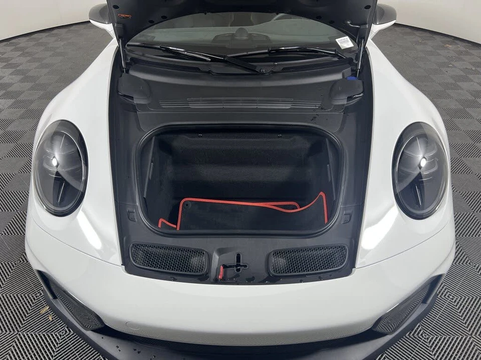 2026 Porsche 992 GT3 - Image 21 of 24