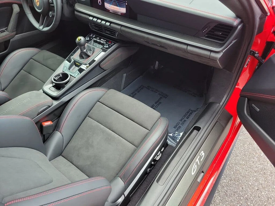 2026 Porsche 992 GT3 - Image 18 of 31