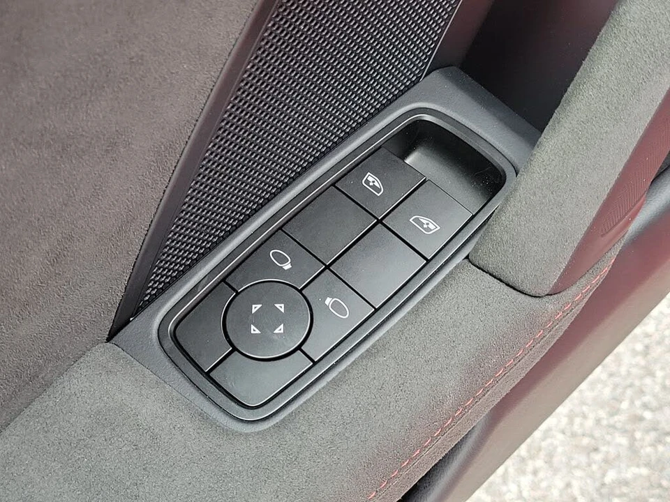 2026 Porsche 992 GT3 - Image 25 of 31